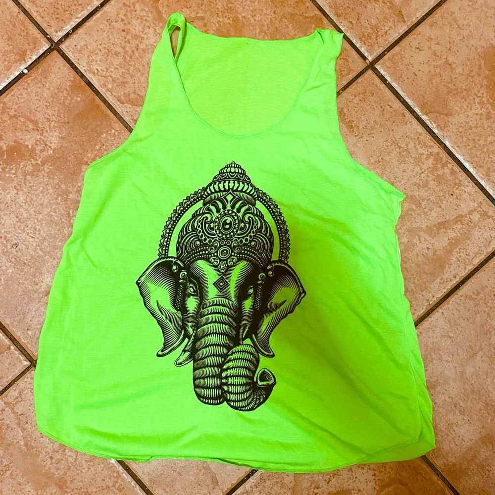 Material, cotton blend, soft and comfortable to wear